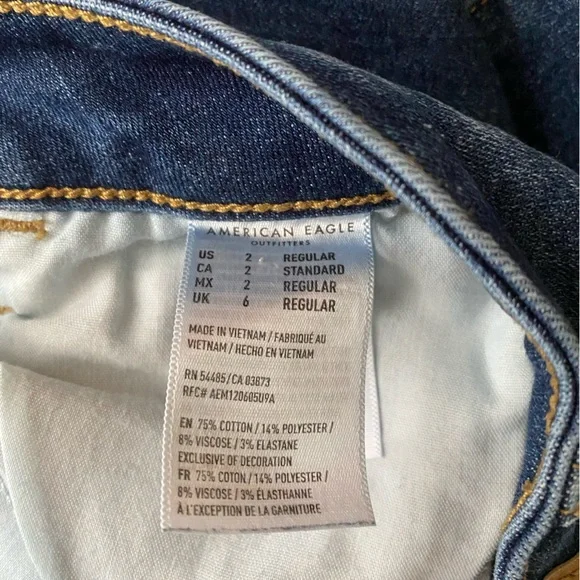 American Eagle • Jeans - Picture 6 of 7